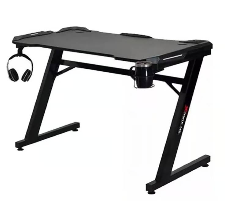Mesa gamer Xtrike Me DK-02 con soporte para audífonos portavasos