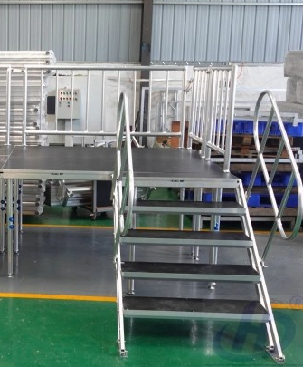 Escalera de Aluminio Portable para Esenarios Honnor Truss